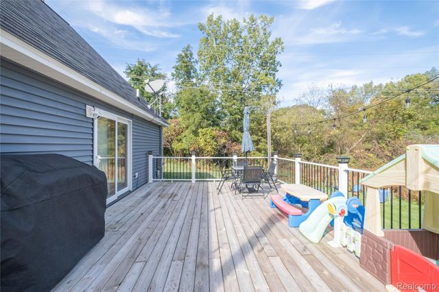 1731 Fisk Road, Genoa Township, MI 48843