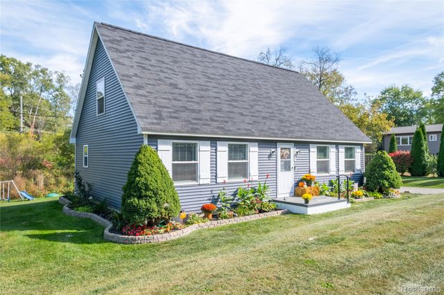 1731 Fisk Road, Genoa Township, MI 48843