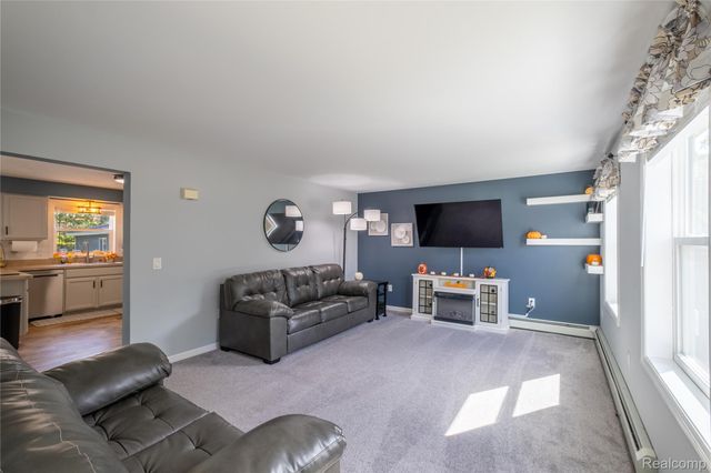 1731 Fisk Road, Genoa Township, MI 48843