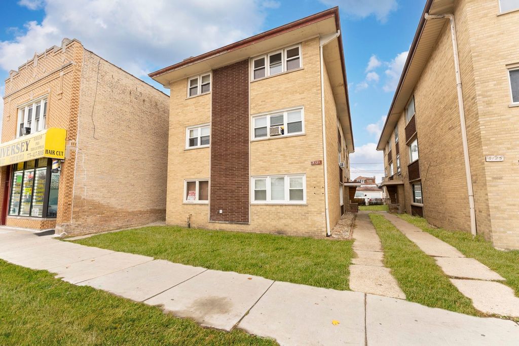 5121 W Diversey Avenue 3S, Chicago, IL 60639