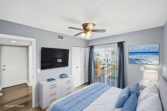 1635 SE Green Acres Circle Dd202, Port St Lucie, FL 34952