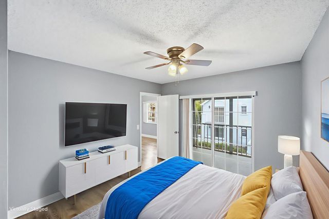 1635 SE Green Acres Circle Dd202, Port St Lucie, FL 34952