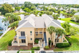 1635 SE Green Acres Circle Dd202, Port St Lucie, FL 34952