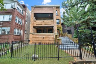 1121 W Columbia Avenue 2F, Chicago, IL 60626