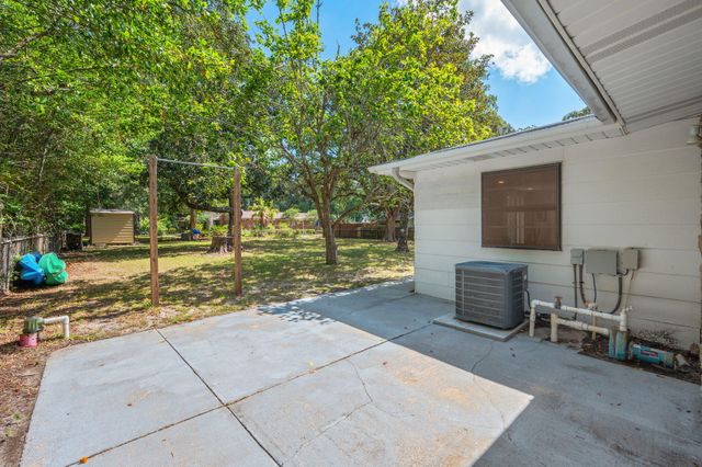 3 SE Waynel Circle, Fort Walton Beach, FL 32548