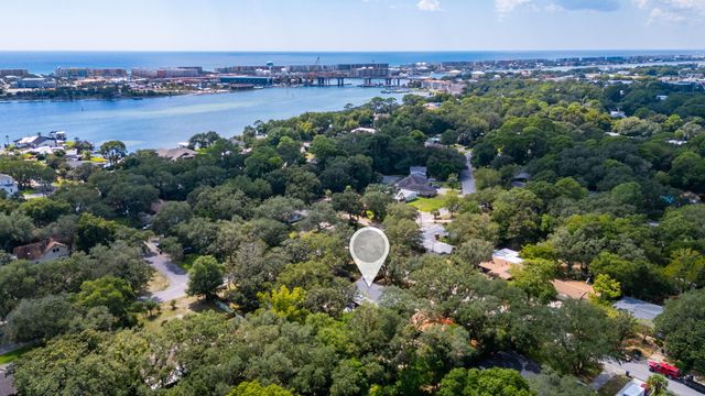 3 SE Waynel Circle, Fort Walton Beach, FL 32548