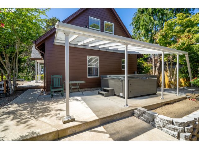 6636 Sw EBB Ave, Lincoln City, OR 97367