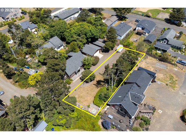6636 Sw EBB Ave, Lincoln City, OR 97367