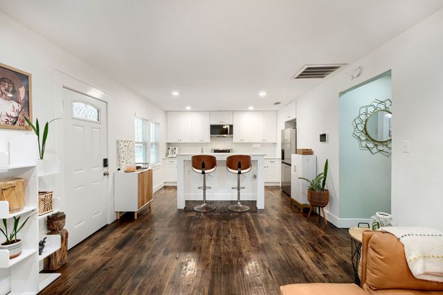 818 N Windomere Avenue, Dallas, TX 75208