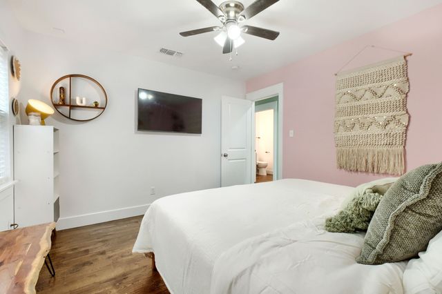 818 N Windomere Avenue, Dallas, TX 75208