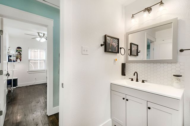 818 N Windomere Avenue, Dallas, TX 75208