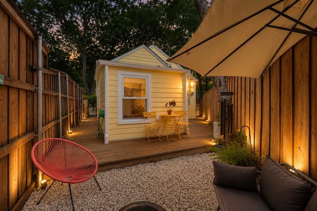 818 N Windomere Avenue, Dallas, TX 75208