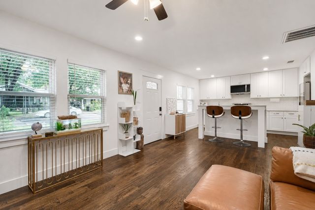 818 N Windomere Avenue, Dallas, TX 75208