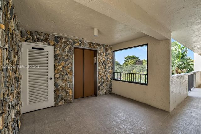 2900 NW 42nd Avenue A402, Coconut Creek, FL 33066