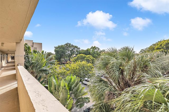 2900 NW 42nd Avenue A402, Coconut Creek, FL 33066