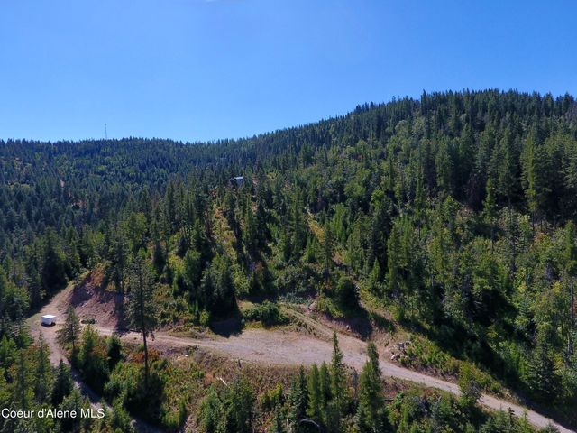 3203 S Mellick Rd, Post Falls, ID 83854