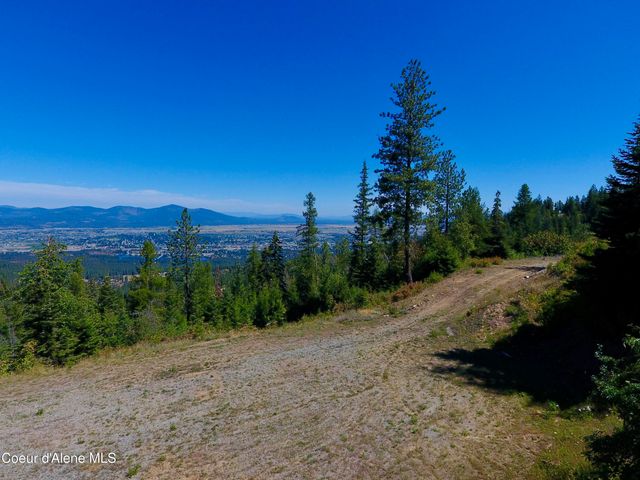 3203 S Mellick Rd, Post Falls, ID 83854