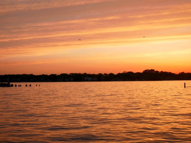 1704 Cass Lake Front Road, Keego Harbor, MI 48320