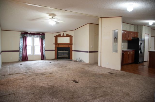 114 Camelot Dr, Hohenwald, TN 38462