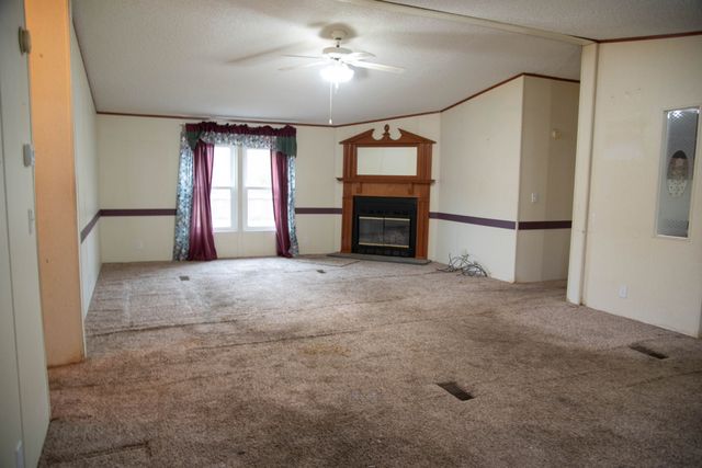 114 Camelot Dr, Hohenwald, TN 38462