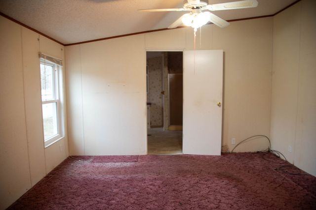 114 Camelot Dr, Hohenwald, TN 38462