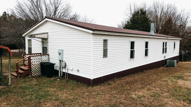 114 Camelot Dr, Hohenwald, TN 38462