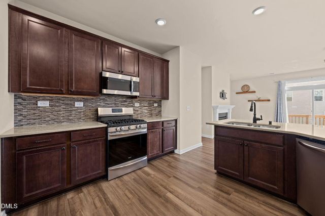 2901 Great Lawn Road 77, Apex, NC 27502