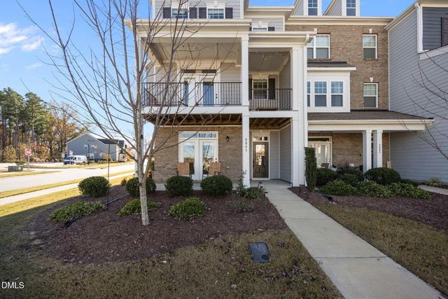 2901 Great Lawn Road 77, Apex, NC 27502