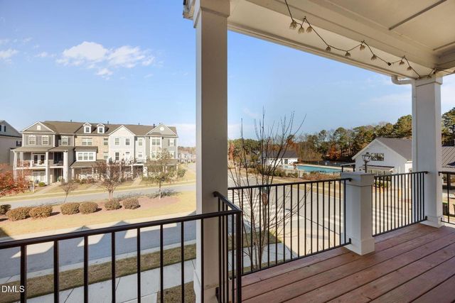 2901 Great Lawn Road 77, Apex, NC 27502