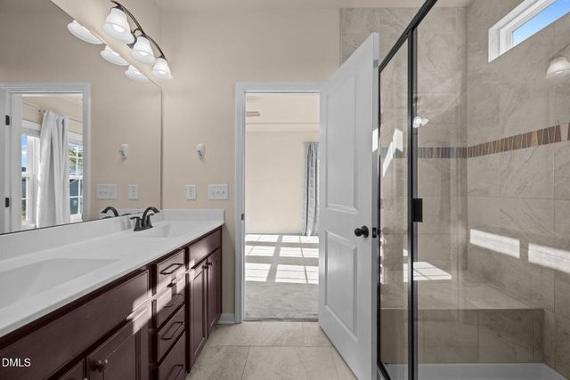 2901 Great Lawn Road 77, Apex, NC 27502