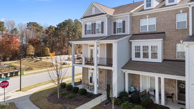 2901 Great Lawn Road 77, Apex, NC 27502