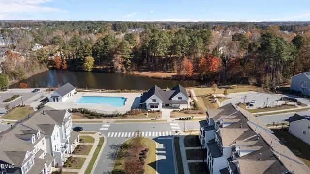 2901 Great Lawn Road 77, Apex, NC 27502