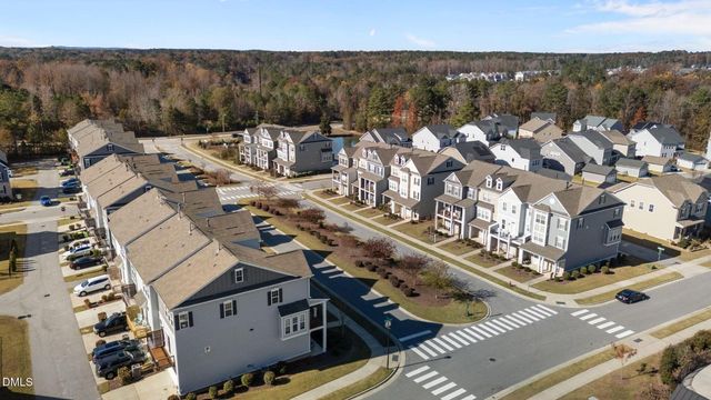 2901 Great Lawn Road 77, Apex, NC 27502