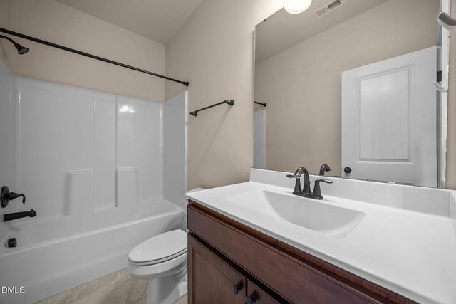 2901 Great Lawn Road 77, Apex, NC 27502