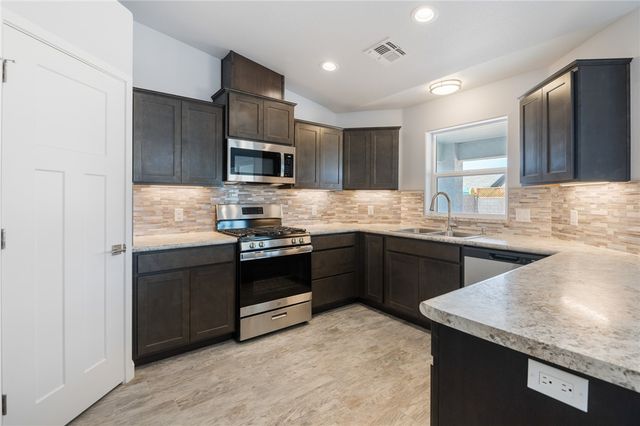 3917 N Jewel Street, Kingman, AZ 86409