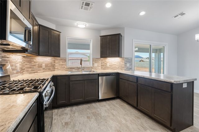 3917 N Jewel Street, Kingman, AZ 86409