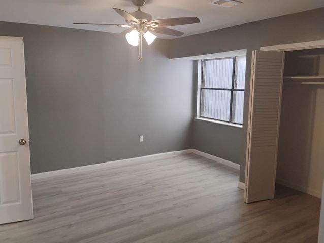 3340 Kirby Trees Pl, Memphis, TN 38115