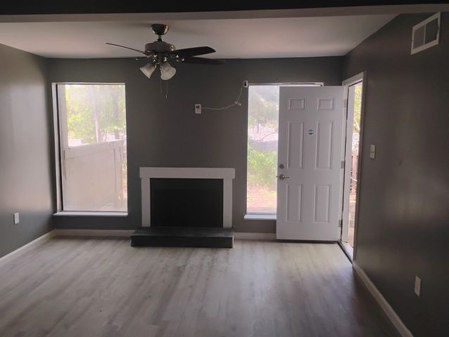 3340 Kirby Trees Pl, Memphis, TN 38115