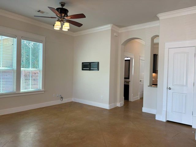 505 W North Loop BLVD A, Austin, TX 78751