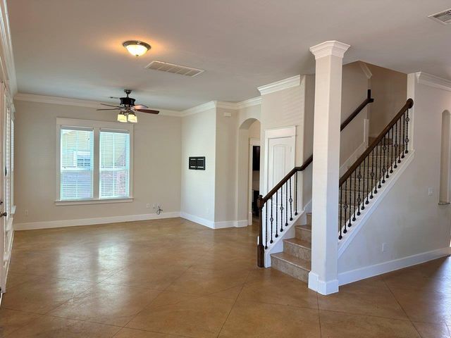 505 W North Loop BLVD A, Austin, TX 78751