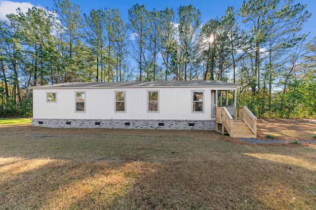 212 Langham Court, Moncks Corner, SC 29461