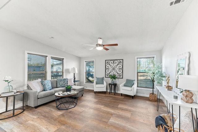 212 Langham Court, Moncks Corner, SC 29461