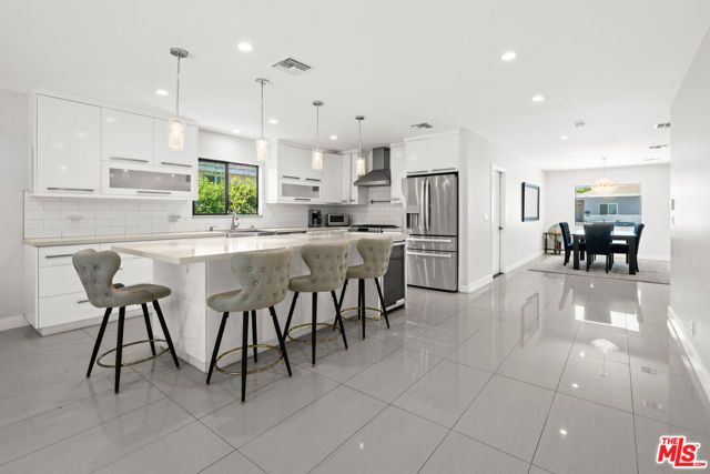 5710 Jamieson Avenue, Encino (los Angeles), CA 91316