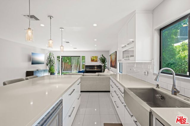 5710 Jamieson Avenue, Encino (los Angeles), CA 91316