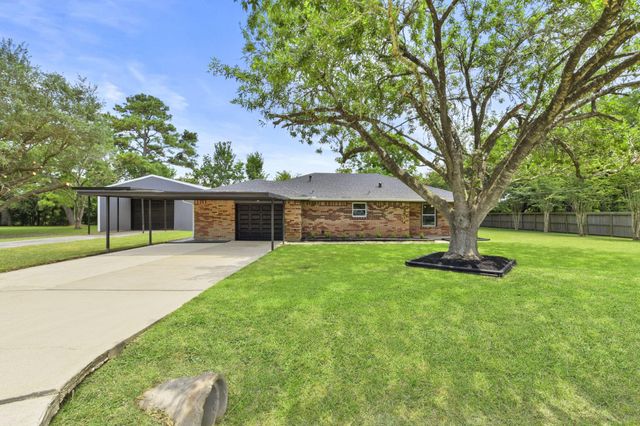 3814 Hardin Road, Baytown, TX 77521