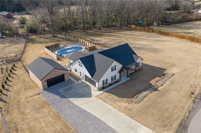 4622 Mize Lane, Van Buren, AR 72956