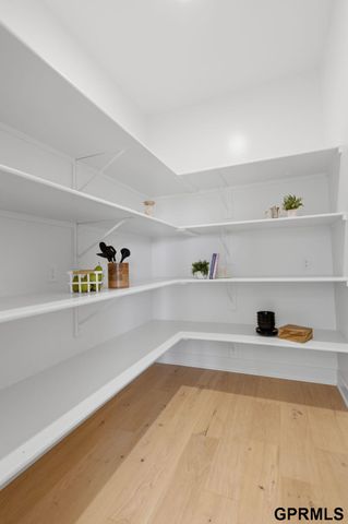 21121 Jessie Avenue, Elkhorn, NE 68022