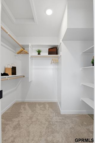 21121 Jessie Avenue, Elkhorn, NE 68022