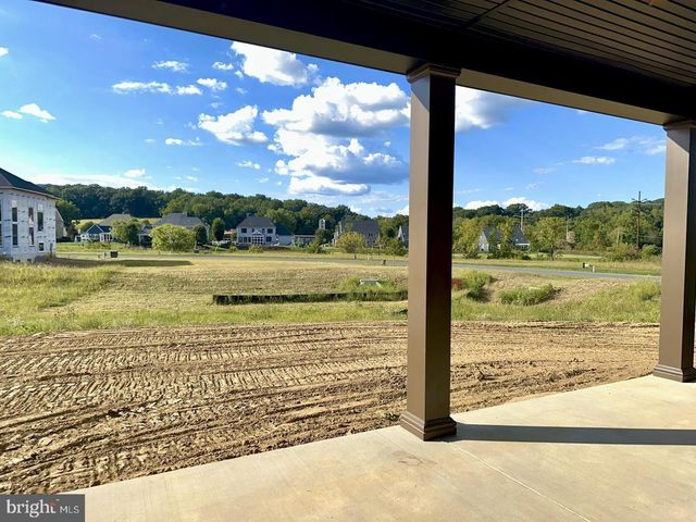 376 SPRING HAVEN DR, Lancaster, PA 17601