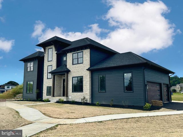 376 SPRING HAVEN DR, Lancaster, PA 17601